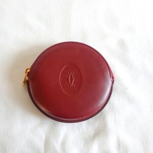 Authentic Carrier Round Leather Coin Case